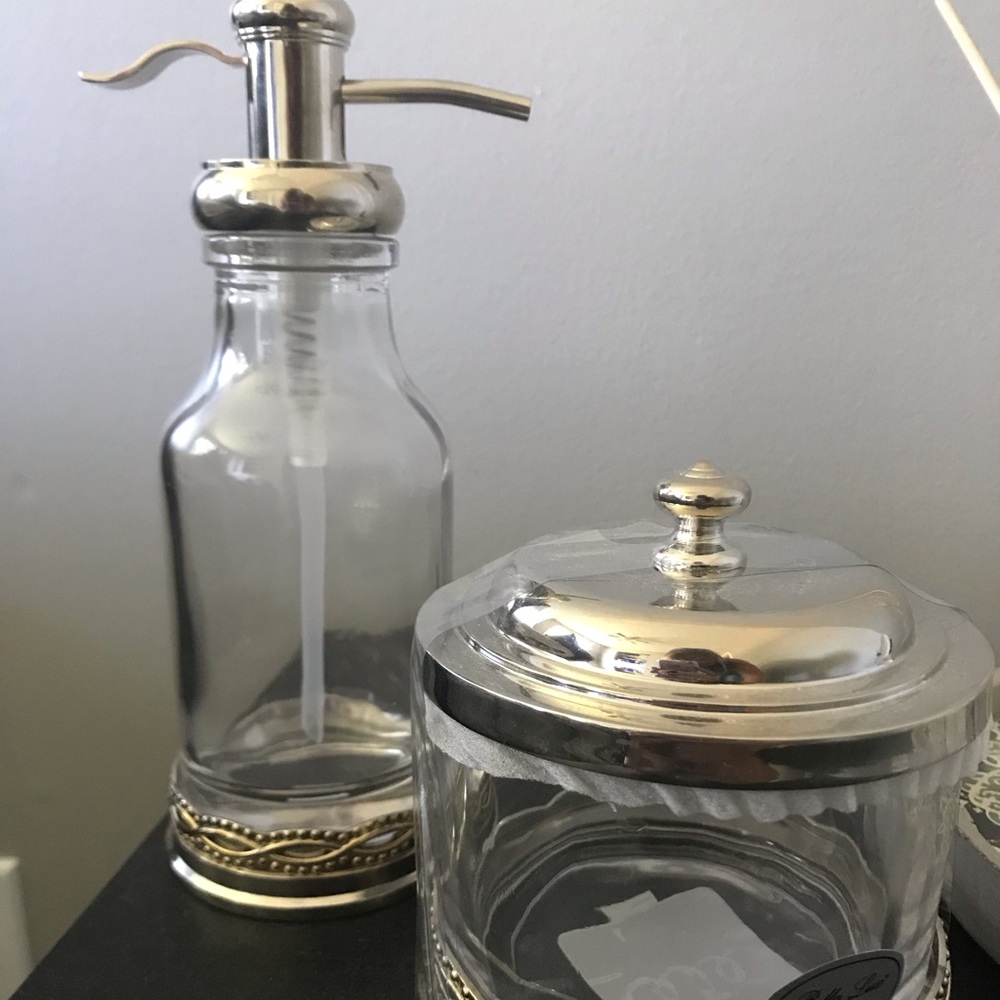 Brand new soap pump set